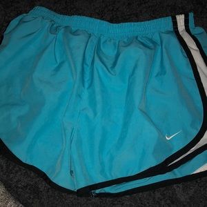 Nike Women's 3'' Dry Tempo Running Shorts